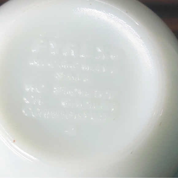 Vintage Pyrex Old Town Blue (Corelle) by CORNING 4 Flat Bottom Coffee/Tea Cups - Picture 7 of 8